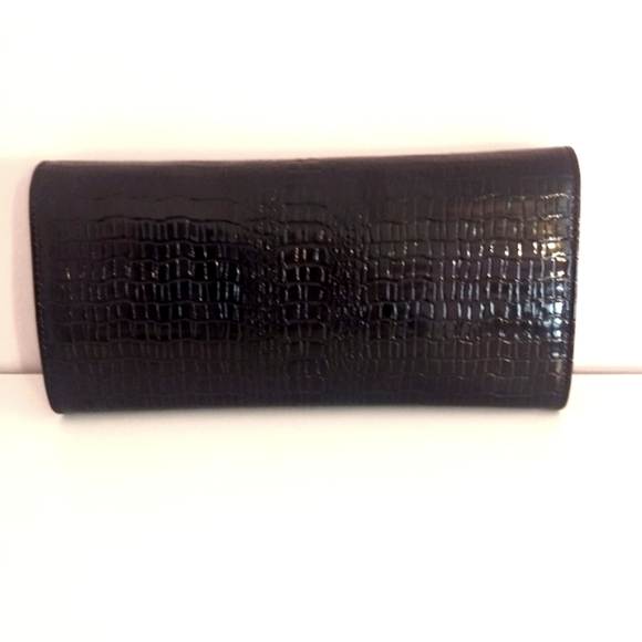 NWT Faux Croc Black Patent 3 in 1 Clutch - Picture 3 of 13